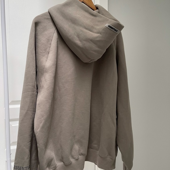 Fear of god Essentials hoodie L BNWT - Picture 4 of 4